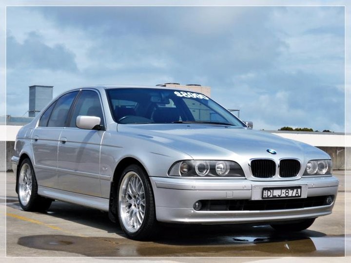 2002 BMW 525I