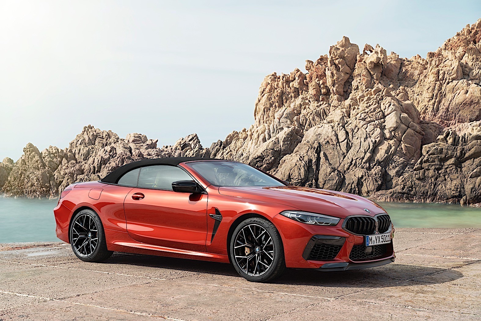 2020 BMW M8