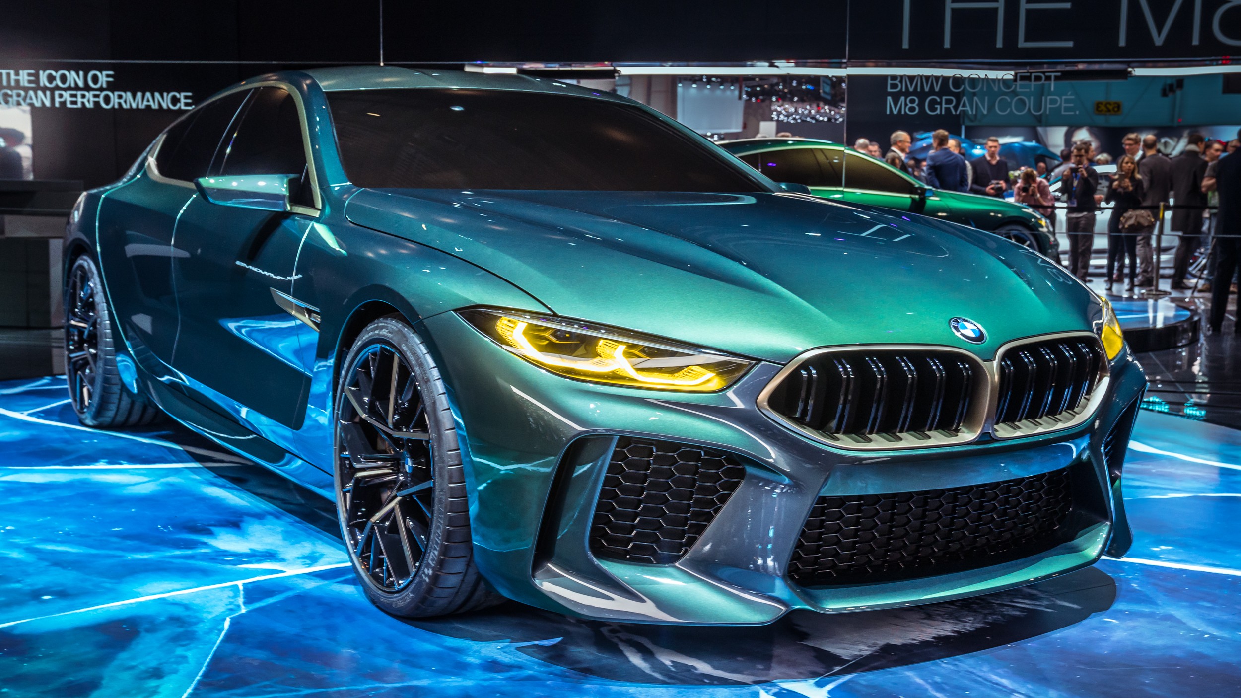 2024 BMW M8
