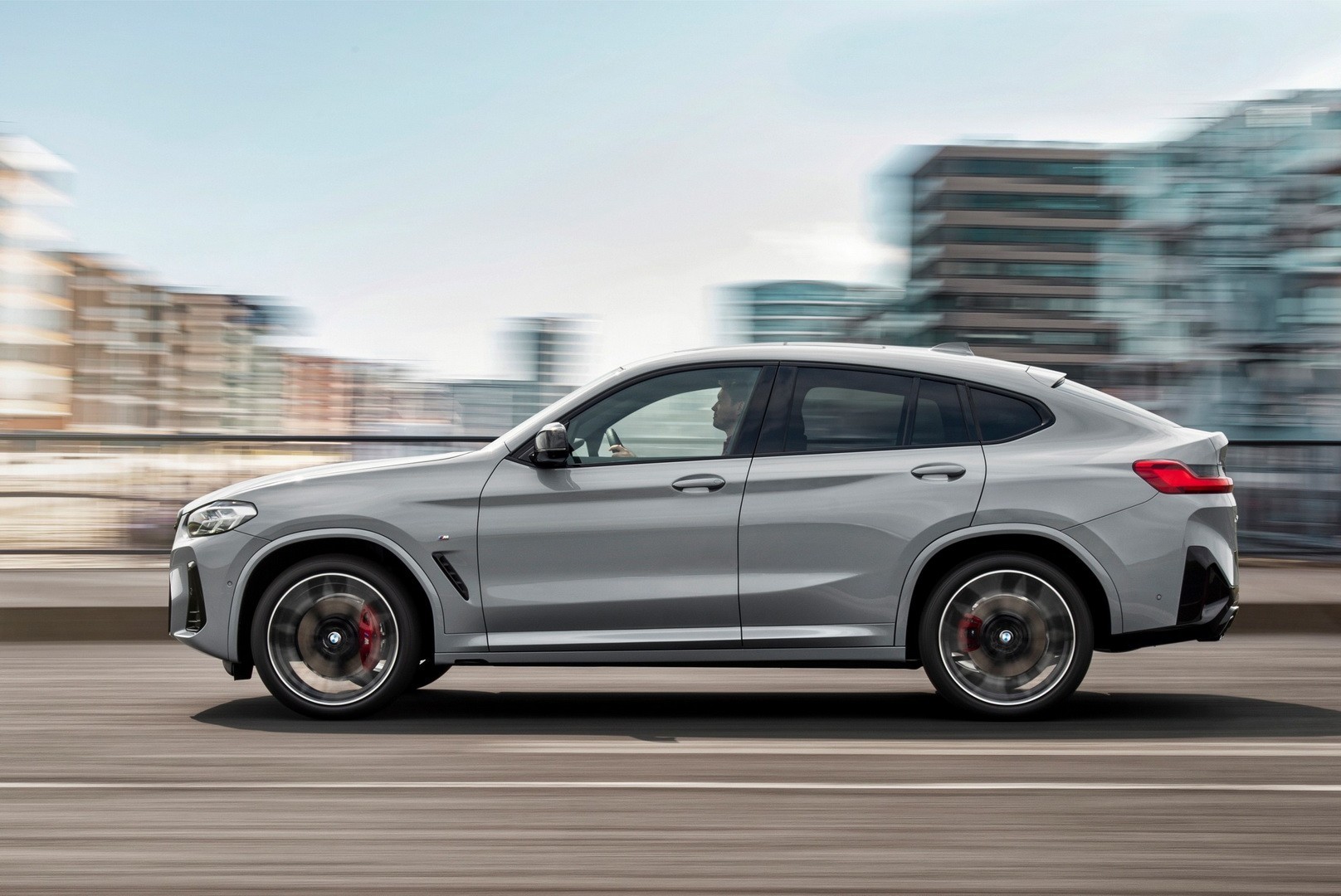 2024 BMW X4